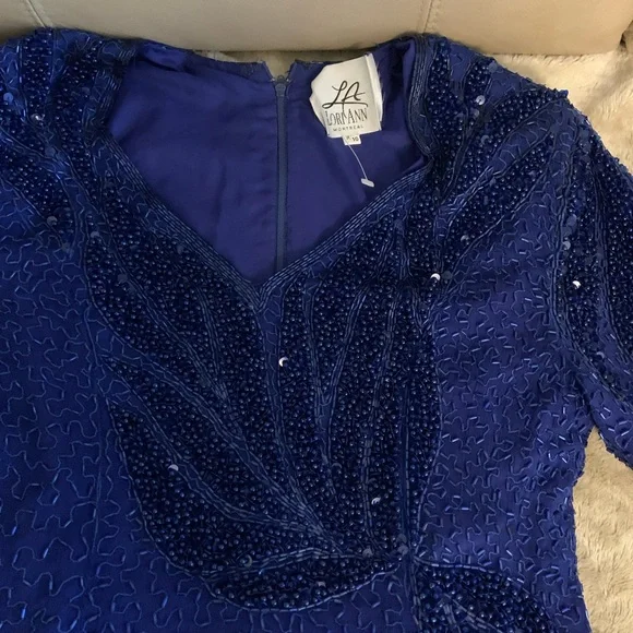 Beautiful Vintage Navy Blue sequins and beaded gown - Picture 3 of 4